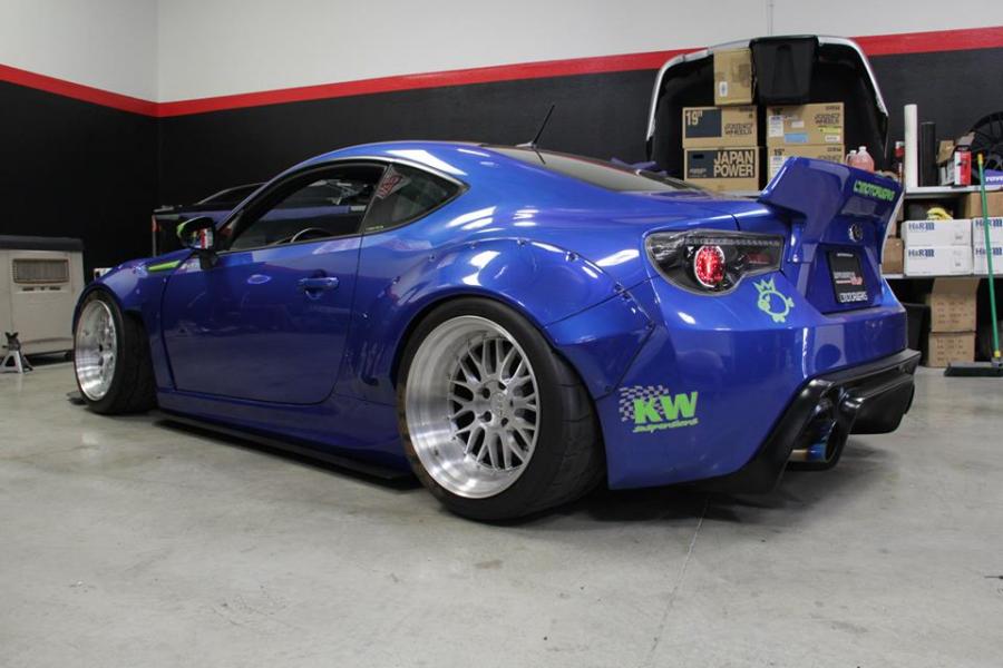  Subaru BRZ RocketBunny by Impressive Wrap 2014 года  (фото 8 из 16)